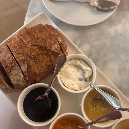 Domus Olea فندق مبيت وإفطار بوليكاسترو بوسينتينو